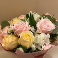 雙色玫瑰小花束 Two-tone Rose Bouquet